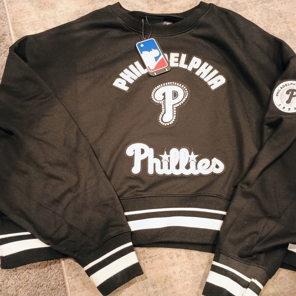MLB Black and White Philadelphia Phillies Sweatshirt